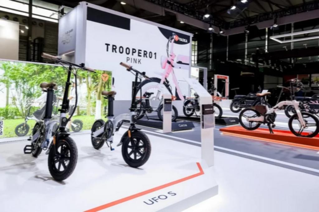 Yadea Memperkenalkan E-bike Lipat Mini UFO S di China Cycle&nbsp;2024