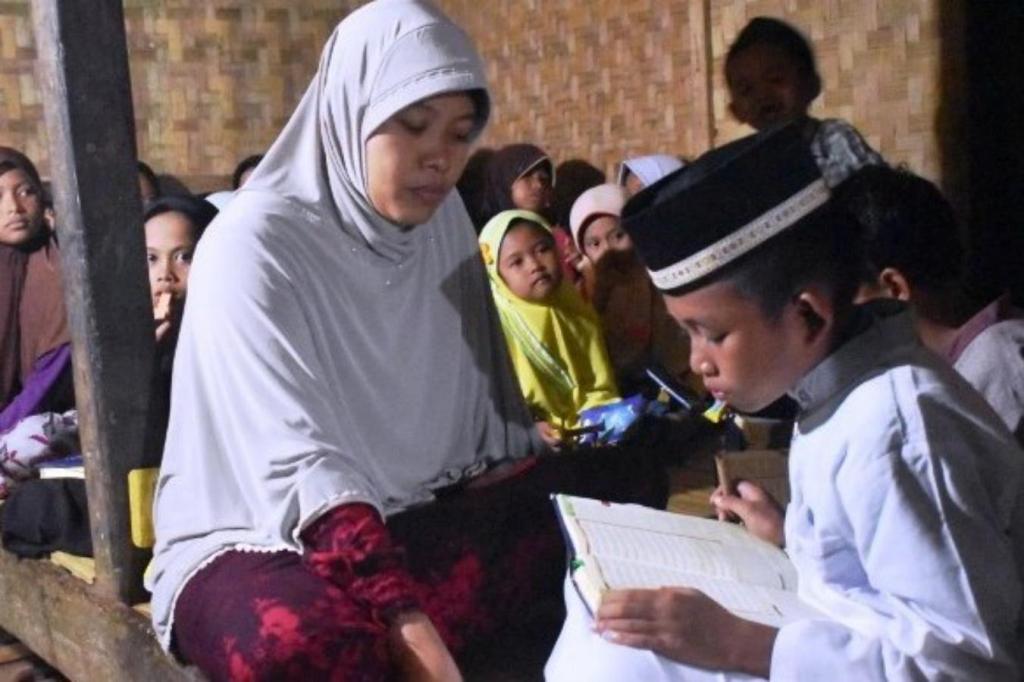 Beri Ucapan Terimakasih dengan Mendoakan Guru&nbsp;Anda